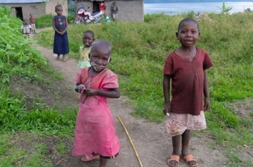 刚果内陆岛3万人患象皮病 双脚肿大3倍
