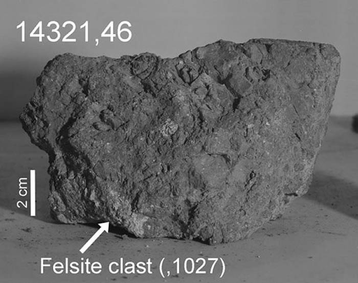 《地球与行星科学通讯》：月球岩石样本中发现44亿年前被撞出地球的石块