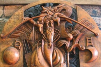 纳西族的东巴木雕有什么特色