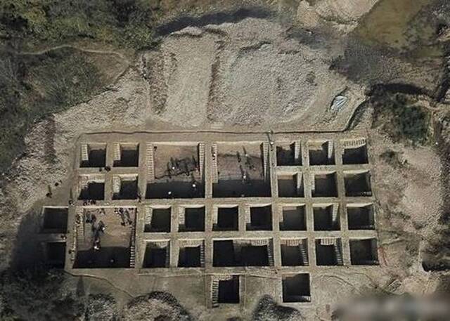 安徽省考古发现3000年前的“蒸笼”