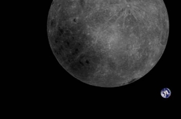 月球和地球的第一张合影照片出现