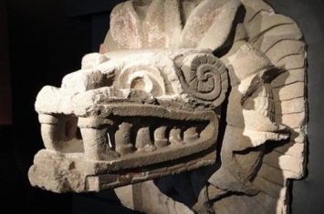 羽蛇神与玛雅文化