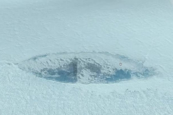 MrMBB333宣称用Google Earth发现南极冰帽下的纳粹潜艇