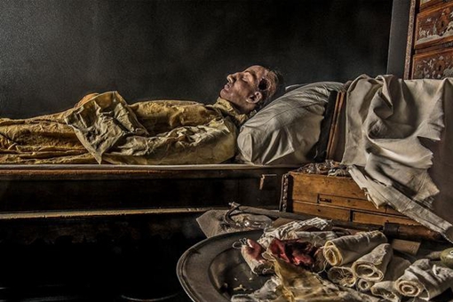 瑞典国王查理十二世到底是怎么死的?为何要前后三次将尸体挖出?