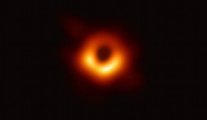 人类首次拍到黑洞照片 这篇文章告诉你为什么拍到黑洞如此重要