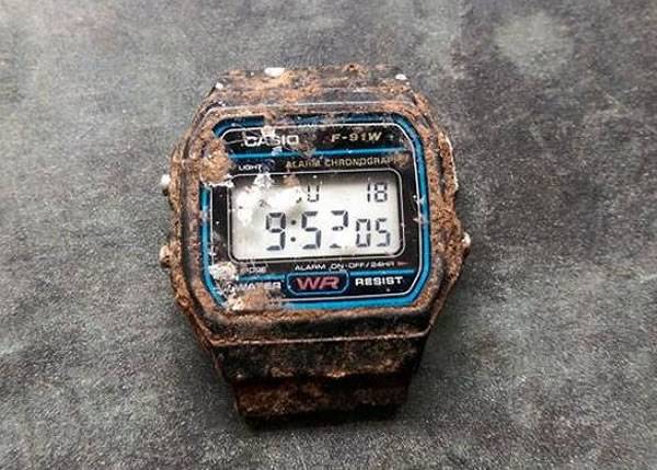卡西欧（Casio）手表长埋地下20年依然未坏 只慢7分钟