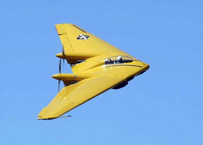 硕果仅存70多年历史美国诺斯诺普N-9M古董飞翼机起飞后坠毁