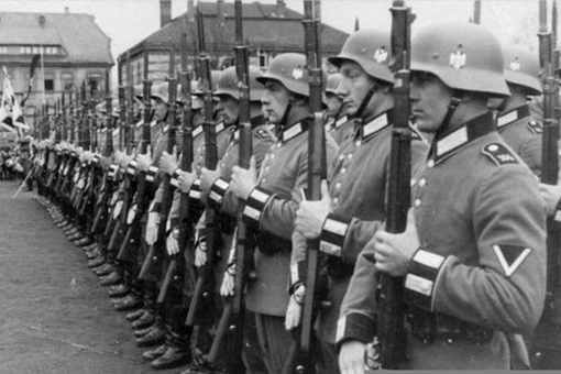希特勒手底为何会拥有15万的犹太士兵?他们为何要为希特勒战斗?