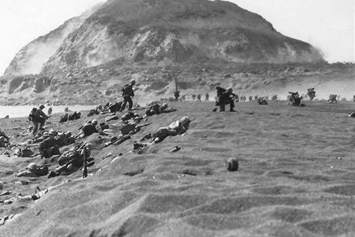 硫磺岛战役日本败得有多惨?至今岛上还有上千尸骸未收敛