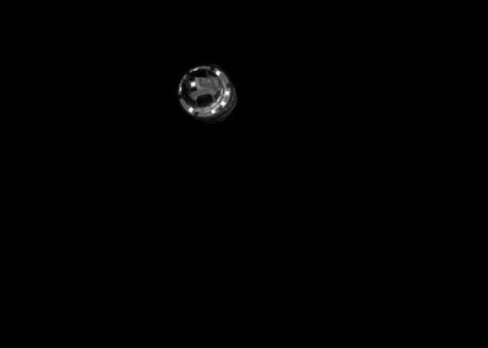 日本无人探测器“隼鸟2号”向小行星“龙宫”发射碰撞装置 收集岩石样本