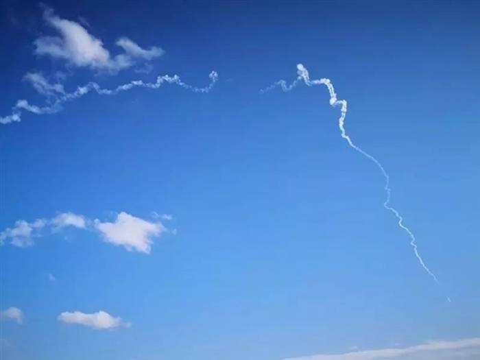 “零壹空间”用“重庆·两江之星”OS-M固体运载火箭发射失败 升空10秒坠落