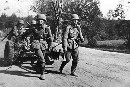 切尔卡瑟战役到底有多惨?为何被称之为德军最惨的一次突围?