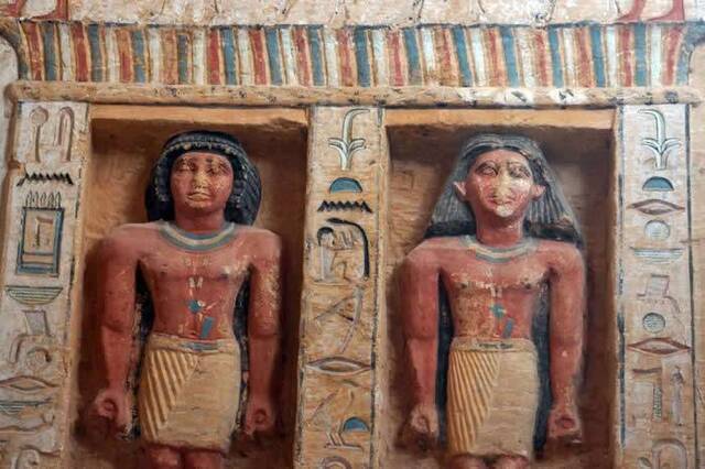 埃及发现4400年古墓 惊人墓葬展示王室官员生活线索
