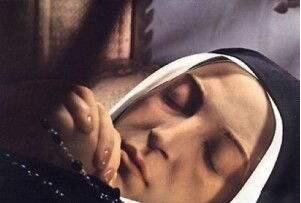 法国圣女贝尔纳黛特尸体不腐之谜，139年还似睡美人(蜡像)