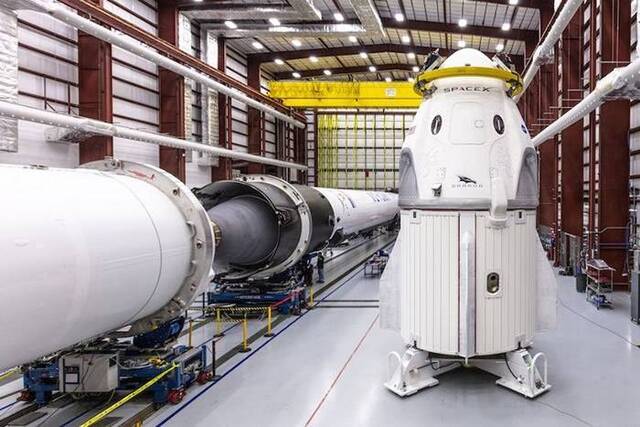SpaceX可载人商用Crew Dragon太空船2日试飞 将载两名宇航员前往国际空间站