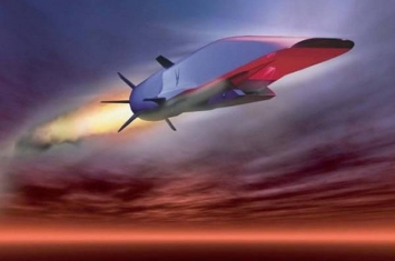 美军测试一种高超音速飞行器X-51A“乘波者”