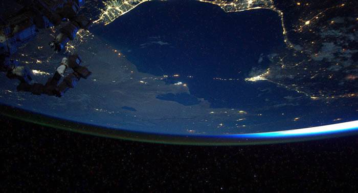 俄罗斯航天集团决定向太空游客推出绕飞地球一周的“加加林路线”