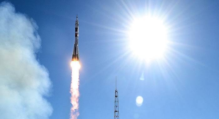 搭载英国OneWeb公司首批6颗通信卫星的“联盟”号运载火箭将于2月27日发射升空