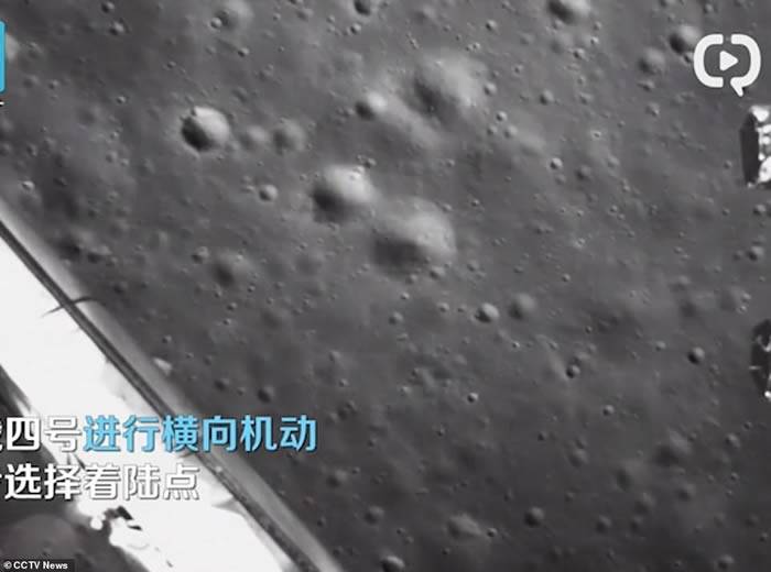 登陆月球背面的中国登月探测器嫦娥四号降落画面曝光 3000多张照片拼合而成