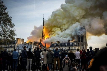 巴黎圣母院大火,里面的文物怎么样了?