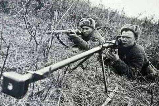 一名小偷在苏德战场中的亲身经历,看看苏军是如何突围德军围追堵截的