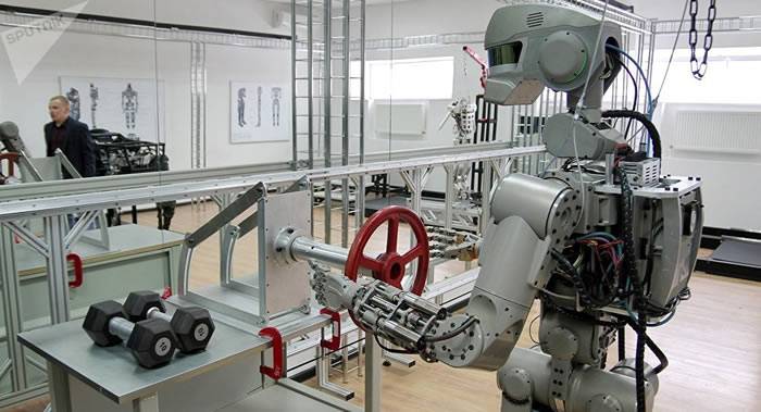 俄罗斯首个人形机器人将乘坐“联盟“号飞船前往国际空间站