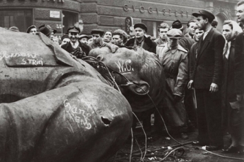 1956年苏联为何要入侵匈牙利?为何要处死匈牙利总理?