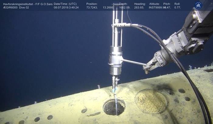1989年沉没的前苏联核潜艇“共青团员号”辐射超标80万倍 深海中冒出不明白色烟雾