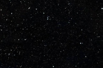 照片《哈勃遗迹》纳入哈勃望远镜所有成果 可以看到26万5千个星系