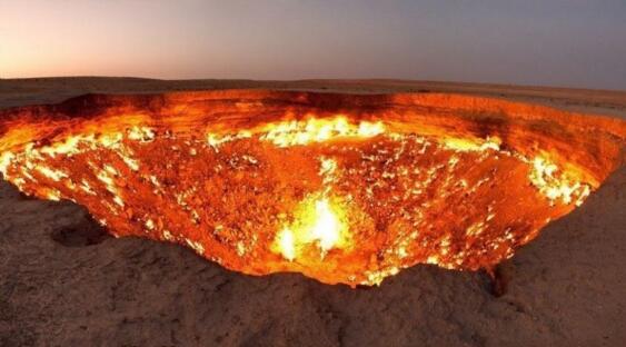 地狱之门能扑灭吗，土库曼斯坦地狱之门推动经济发展(旅游)