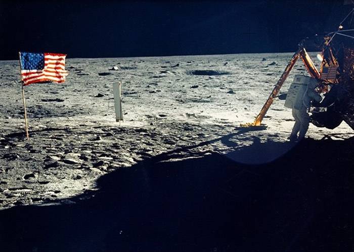 美国太空总署（NASA）将启动“月亮女神号”载人探月计划 首名女宇航员2024年登月