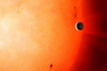 “禁忌行星”！发现潜伏在“海王星沙漠”（Neptune Desert）的系外行星“NGTS-4b”