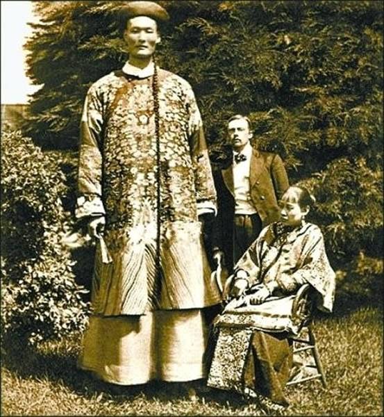 清朝的“世界第一长人”詹世钗？