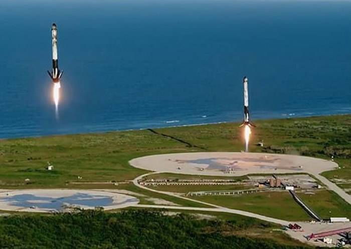 提供太空殓葬服务的Celestis DNA借“猎鹰重型”火箭将骨灰送上太空