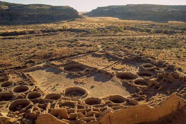 美国新墨西哥州查科峡谷1000年前的陶器由妇女制作？考古学家开始像警察办案一样思考