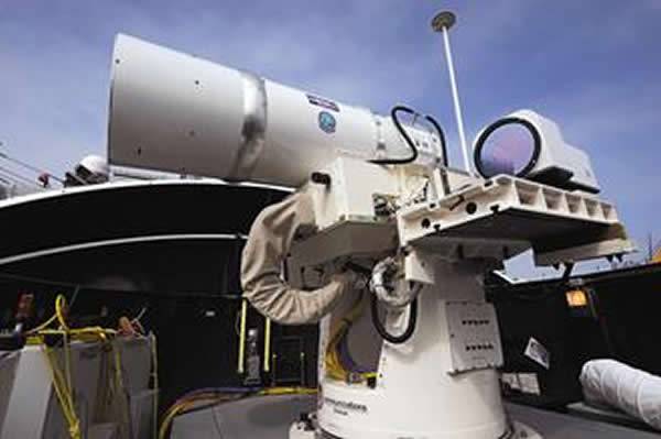美国海军准备今年夏天首次部署新式激光武器