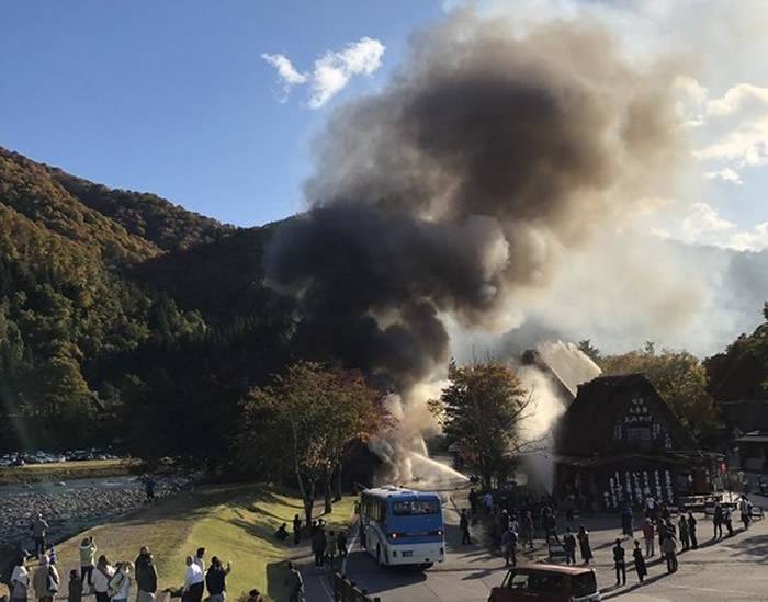日本另一个被称为世界遗产的著名景点“合掌村木屋”也传出火灾