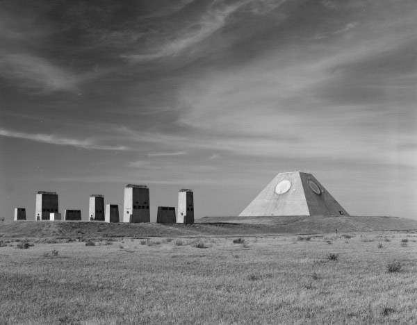 北达科他州神秘金字塔曾是美国导弹防御基地一部分