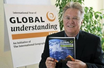 德国耶拿大学Benno Werlen教授发起将2016年作为“全球共识年”（IYGU）