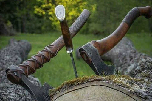 维京人的武器是怎样的?他们是靠着什么武器吊打欧洲300多年?