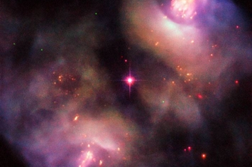 哈勃空间望远镜拍到双子座行星状星云NGC2371一个垂死恒星