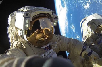 俄罗斯宇航员11月将进入开放太空