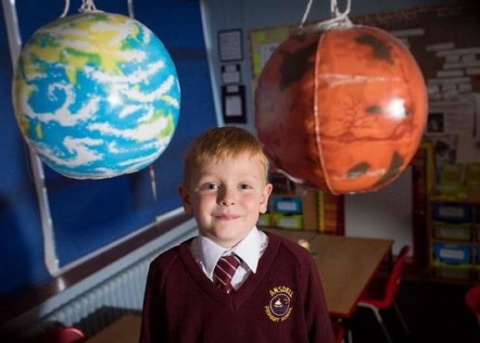 英国5岁男童问寄信去火星要多少钱获答复