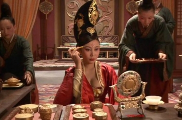 中国历代皇帝中谁的老婆最多?三宫六院七十二妃的说法是怎么来的?