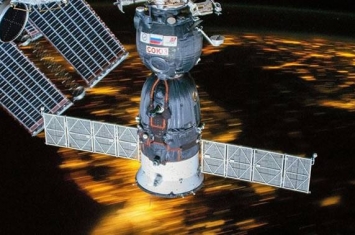 NASA正与俄航天集团就购买“联盟”飞船额外席位展开谈判