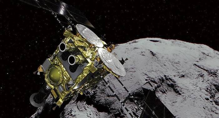 日本“隼鸟2号”太空探测器派新的迷你机器人去研究“龙宫”小行星表面