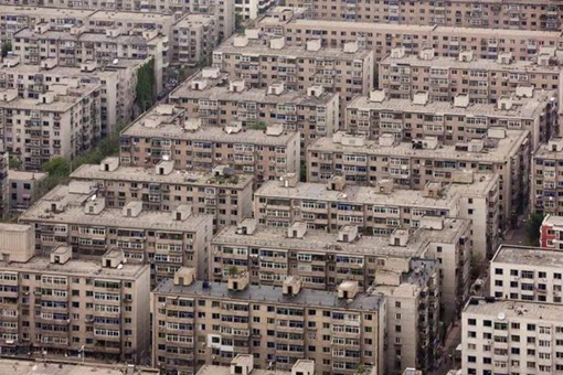 二战结束后苏联城市成为废墟,千万人流离失所,赫鲁晓夫是如何解决问题的?