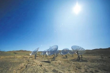 走访戈壁沙漠中科院国家天文台红柳峡观测站 王有刚研究员：我信外星人存在