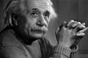 爱因斯坦为什么说,第四次世界大战用石头打仗?