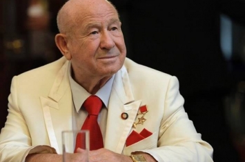 首位太空漫步者苏联宇航员列昂诺夫（Alexei Leonov）去世 享年85岁